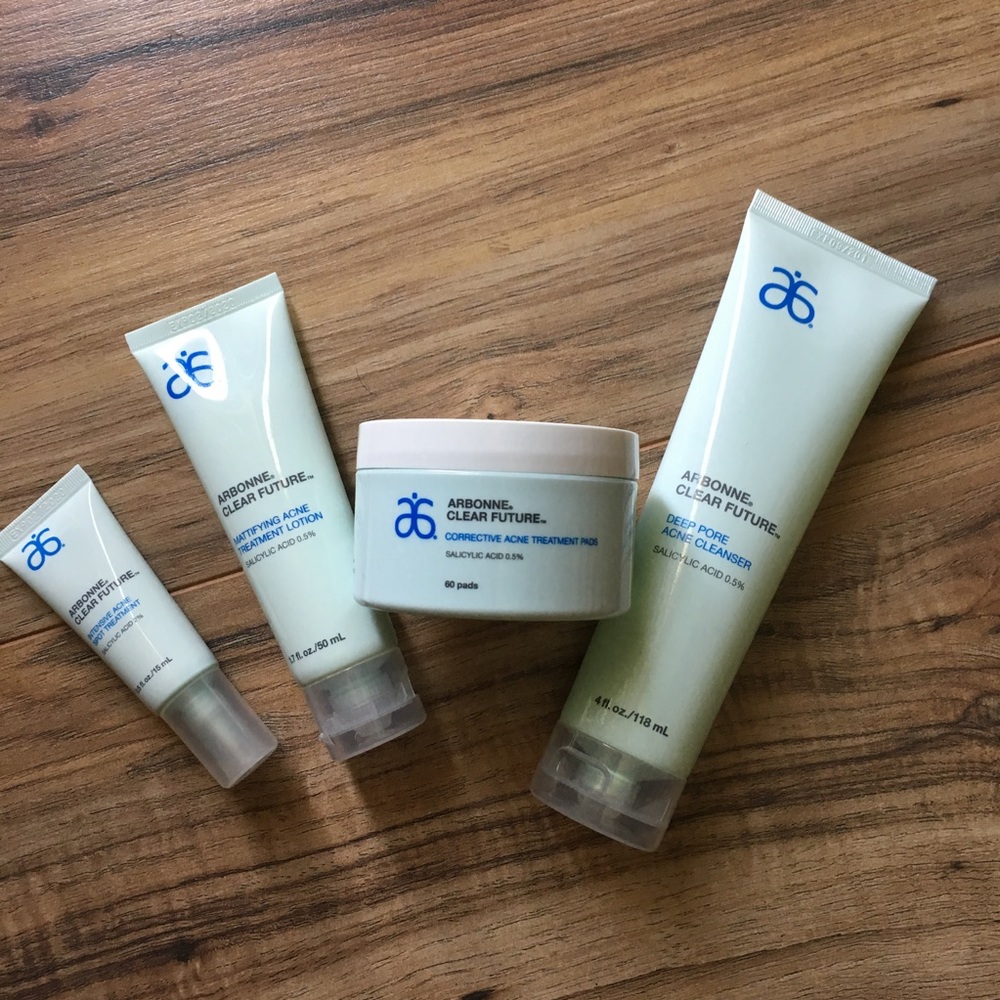 ARBONNE 4 step Clear Future Set